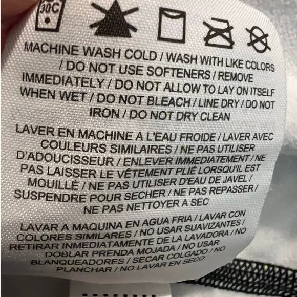 Nike Pro Women's Jacket in Black Yellow Pattern w/Three Quarter Zipper Size M - Picture 8 of 8